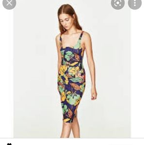 NWT Zara Floral Sleeveless Tank Dress Large buts fits like Medium.